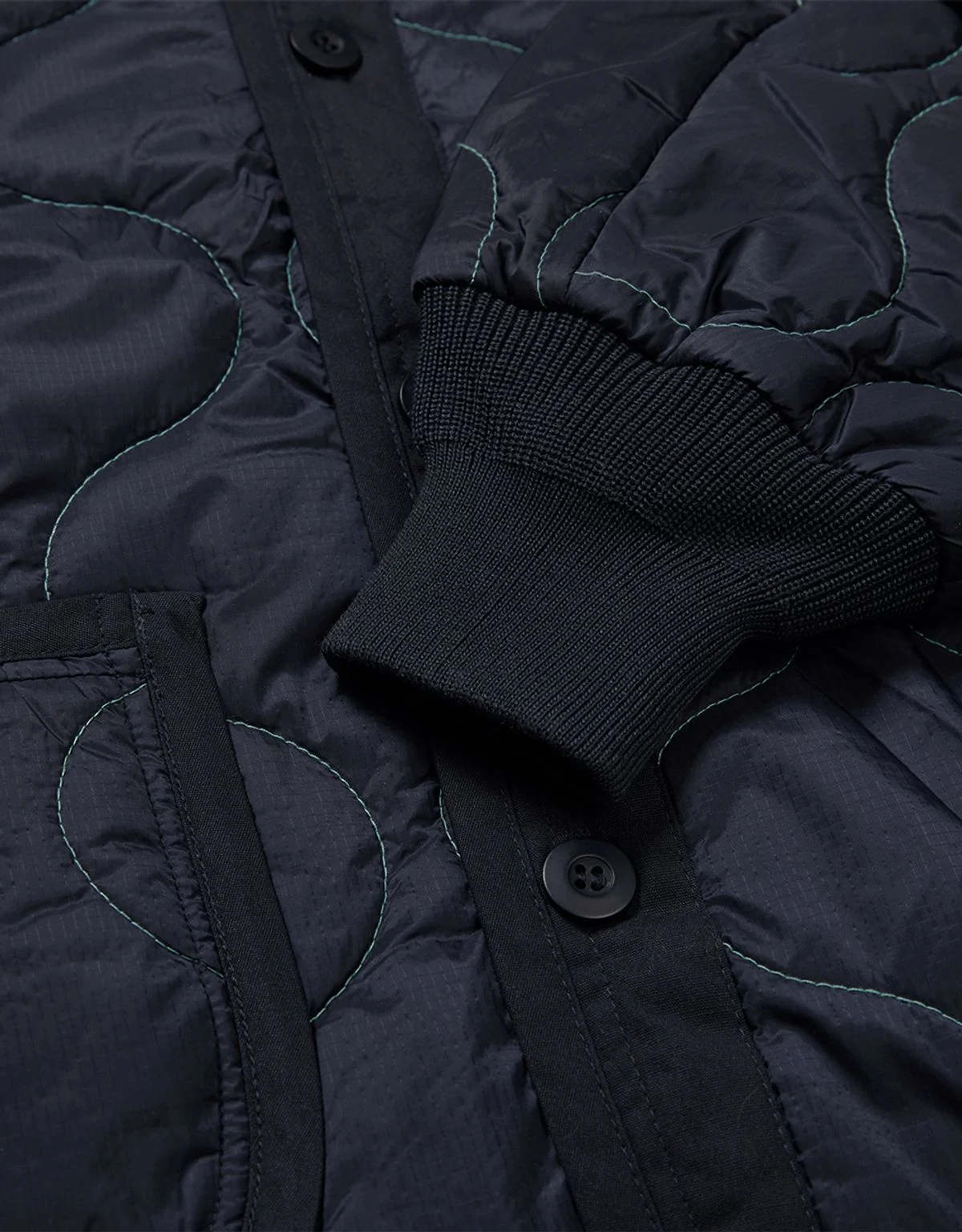 엠엠엘지 MMLG ALPHAINDUSTRIES ALS 92 LINER MMLGBB2J002RB1 반값에 득템해서 입어본 솔직한 핏감
